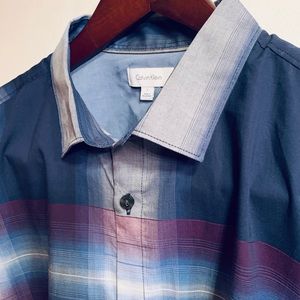 Calvin Klein short sleeve button down large